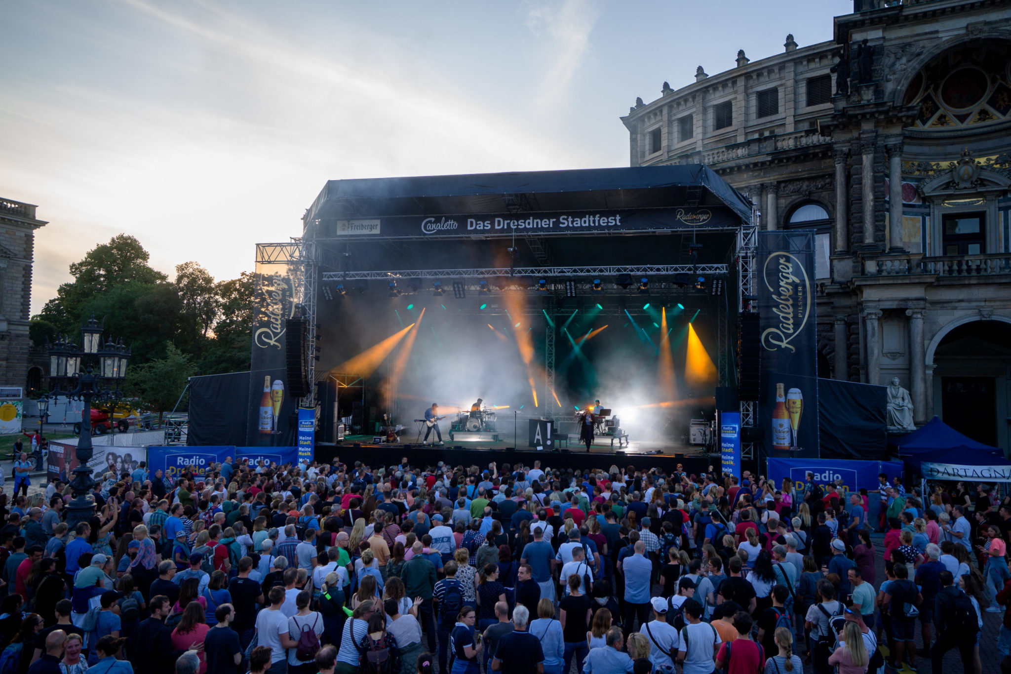 Stadtfest Dresden › SACHSEN.TOURS