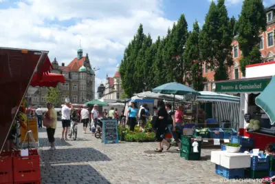 Wochenmarkt Schillerplatz