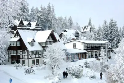 Neunerlei / Neinerlaa im Helenenhof